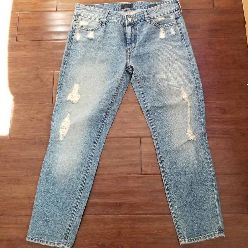 Cropped Relaxed Skinny Jeans by Koral